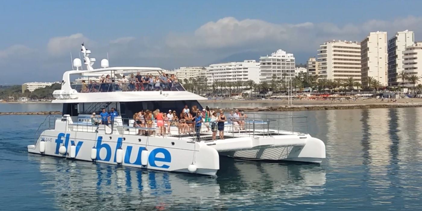 paseos barcos malaga marbella catamaran