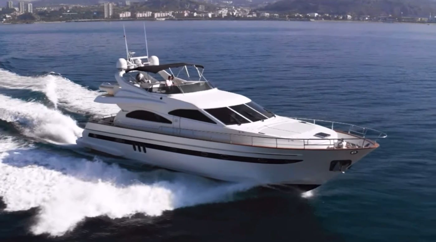 yacht charter banus marbella